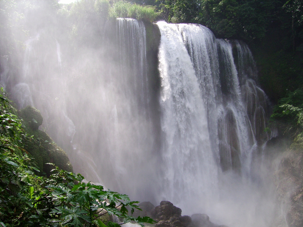 Pulhapanzak Waterfall photo 2